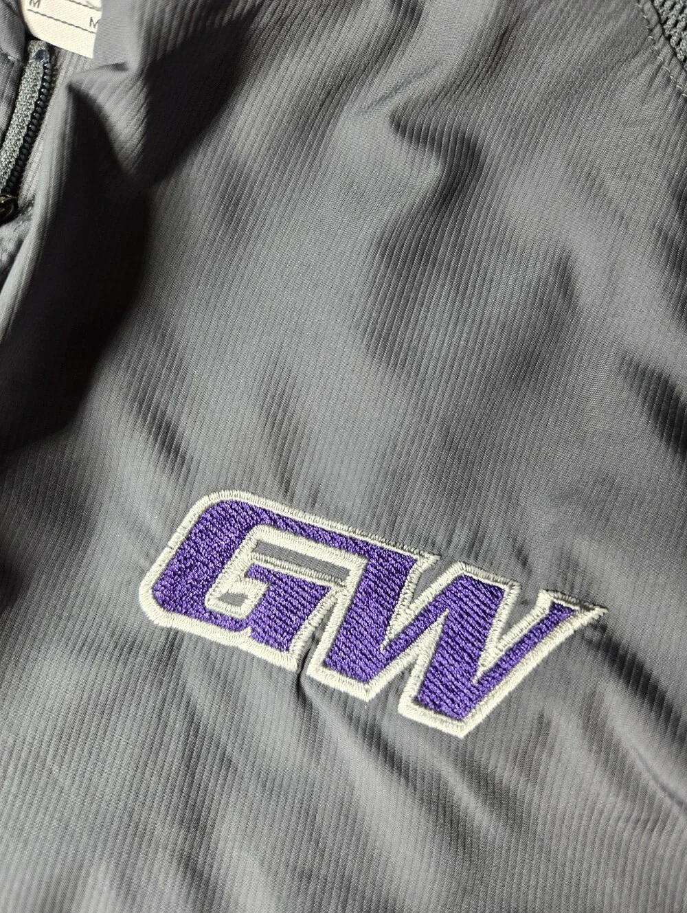 Nike Storm‑Fit Light Gray & Purple Quarter‑Zip Pullover Windbreaker Size Medium